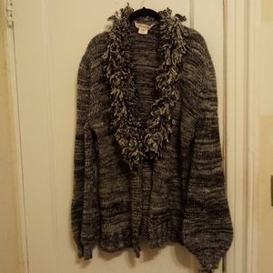 🎄🎅Cashmere sweater by Oscar De La Renta🎅🎄